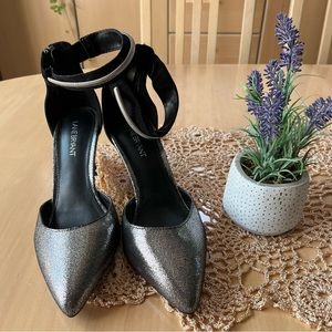 EUC Lane Bryant 9W wide silver & black ankle strap pointed toe heels